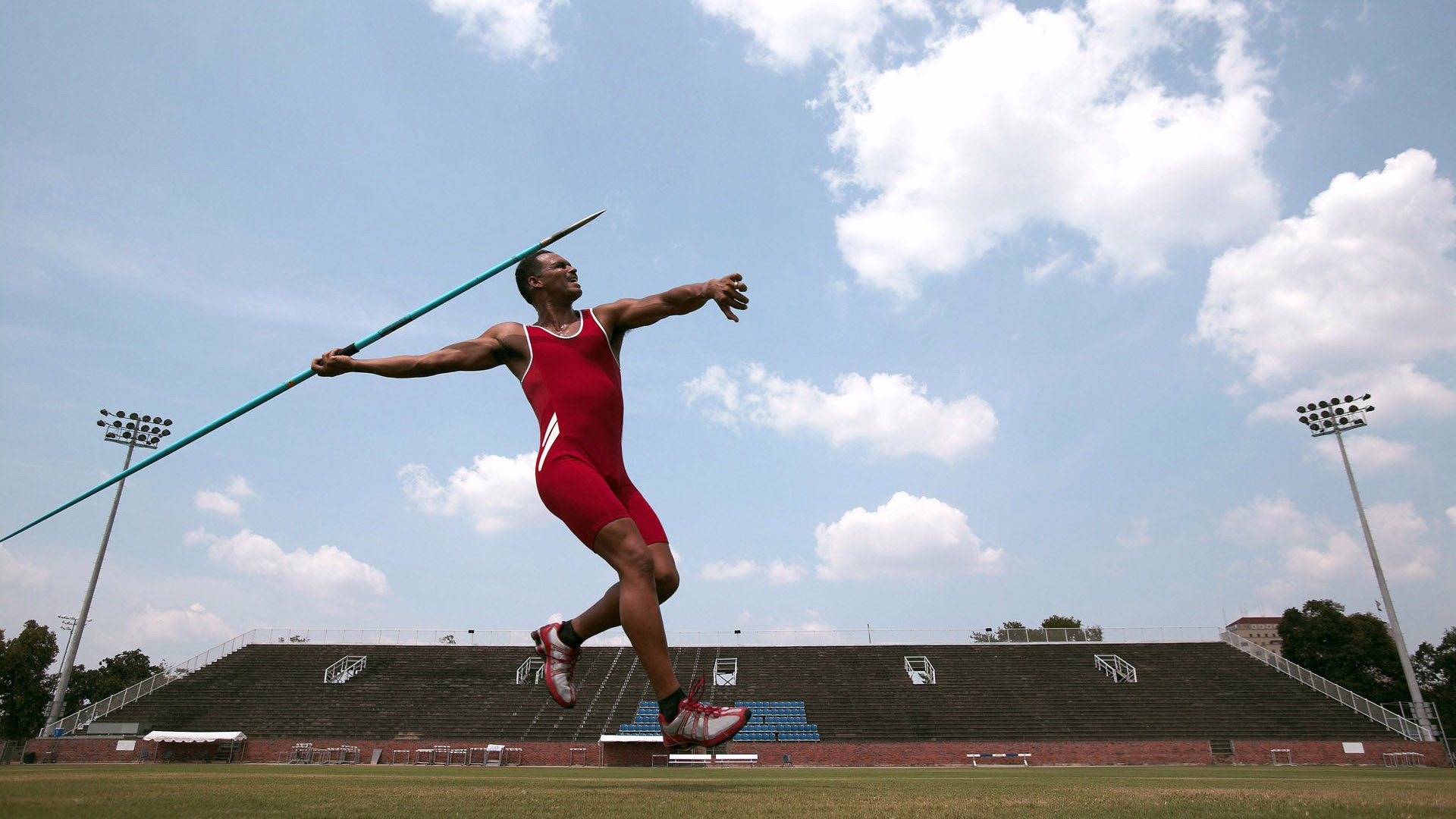 中国足球青训体系创新试点项目启动，中国青训大纲足球训练方法